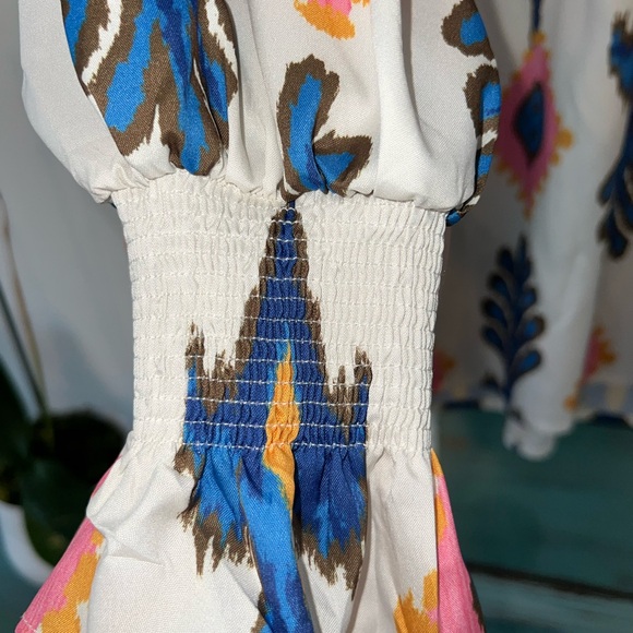 Women's Multicolor Patterned Top - Picture 4 of 4